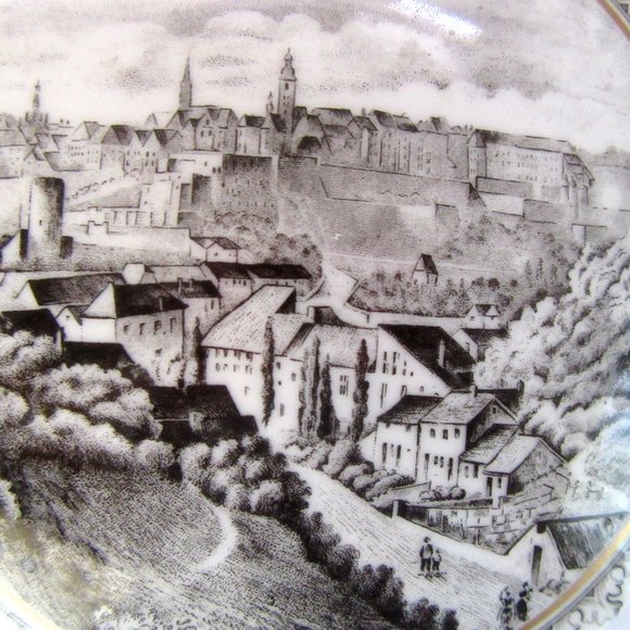 Villeroy and Boch trinket, jewelry keepsake box black & gray landscape & castle - Picture 6 of 8